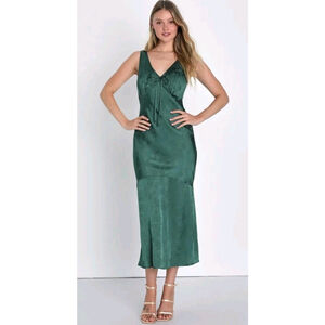 Lulus Exceptional Ideal Emerald Green Satin Jacquard Midi Dress Size M NWT $98